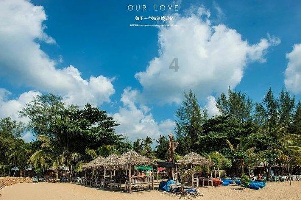 余秋雨病重，妻子打工挣钱，为他治病供他写作，换来的却是离婚